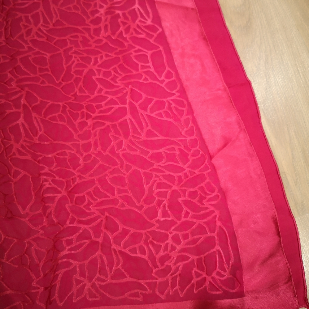 Yves Saint Laurent Scarf - Picture 2 of 4